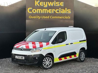 Used Citroën Berlingo 100 HP (73 kW) 2020 White MPV