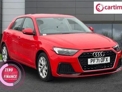Usado Audi A1 Sportback Sport 95 HP (69 kW) 2022 Vermelho Citadino