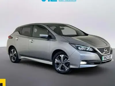 Gebraucht Nissan Leaf N-Connecta 160 kW (218 PS) 2021 Silber Kleinwagen