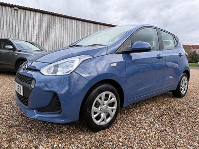 Used Hyundai i10 SE 66 HP (48 kW) 2017 Blue Hatchback