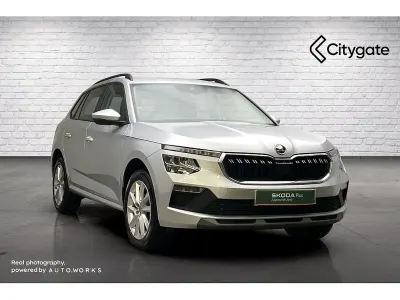 Used Skoda Kamiq SE 70 HP (51 kW) 2025 Brilliant silver metallic SUV