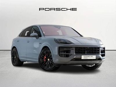 Begagnad Porsche Cayenne S E-Hybrid 512 HK (376 kW) 2025 Grå SUV