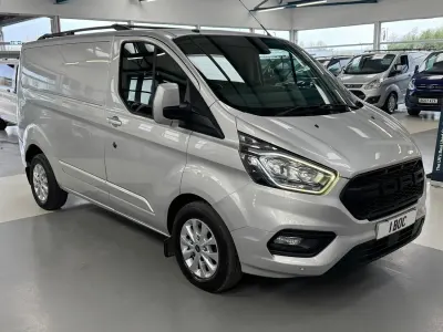 Used Ford Transit Custom Limited 130 HP (95 kW) 2019 Silver Van