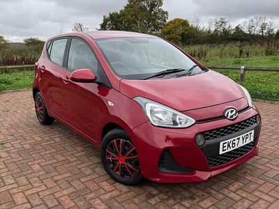 Red Used 2017 Hyundai i10 SE Hatchback | £5,400 (Fair price)