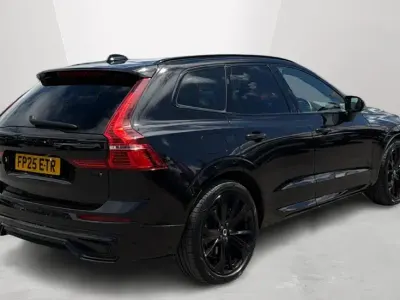 Used Volvo XC60 Ultra 449 HP (330 kW) 2025 Black SUV
