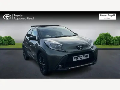 Używany Toyota Aygo X Edition 72 KM (52 kW) 2022 Zielony SUV