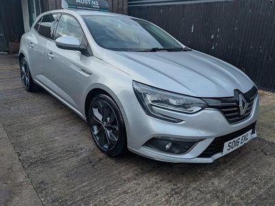 Used 2016 Renault Mégane III Signature Hatchback | £6,495 (Fair price)