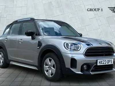 Usado Mini Cooper Countryman Classic 136 CV (100 kW) 2023 Plateado SUV