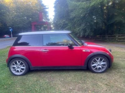 Red Used 2004 Mini Cooper Hatch Hatchback | £799