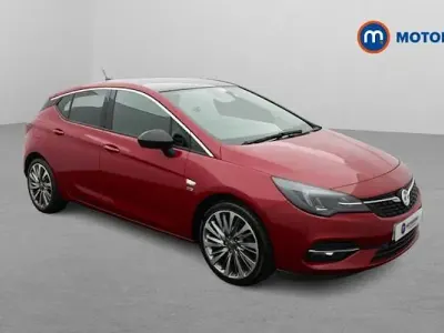 Used Vauxhall Astra Edition 145 HP (106 kW) 2021 Red Hatchback