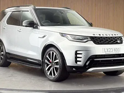 Used Land Rover Discovery SE Dynamic 300 HP (220 kW) 2023 Silver SUV