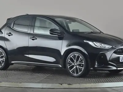 Used Toyota Yaris Hybrid 116 HP (85 kW) 2023 Black Hatchback