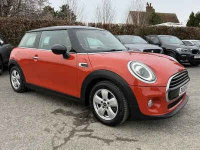 Used Mini Cooper Chili 136 HP (100 kW) 2018 Orange Hatchback