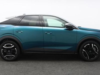 Peugeot e-3008