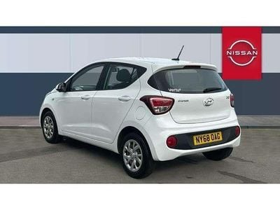 Used Hyundai i10 SE 66 HP (48 kW) 2019 White Hatchback
