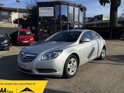 Used Vauxhall Insignia 140 HP (102 kW) 2009 Silver Hatchback