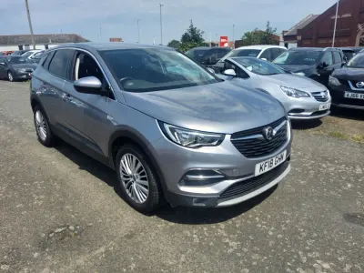 Used Vauxhall Grandland X Sport 120 HP (88 kW) 2018 Grey SUV