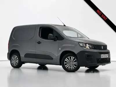 Used Peugeot Partner Premium 100 HP (73 kW) 2023 Grey MPV
