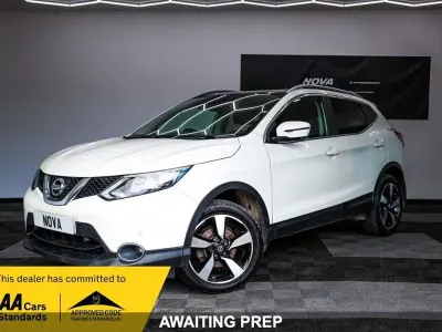 Used Nissan Qashqai N-Connecta 115 HP (84 kW) 2016 White SUV