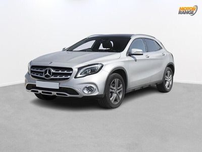 Mercedes GLA220