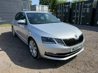 Used Skoda Octavia LAURIN & KLEMENT 150 HP (110 kW) 2019 Silver Hatchback