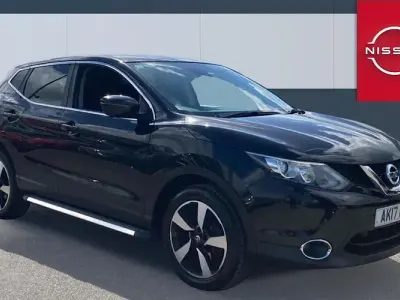 Used Nissan Qashqai N-Connecta 110 HP (80 kW) 2017 Black SUV
