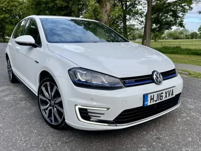 Used VW Golf VII GTE 204 HP (150 kW) 2016 Hatchback