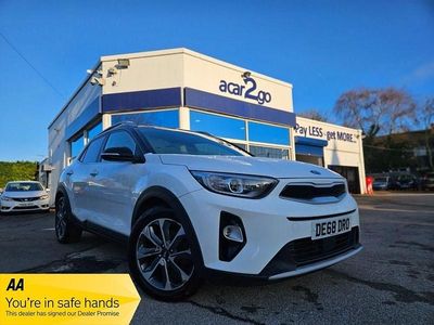White Used 2018 Kia Stonic First Edition SUV | £8,798 (A bit pricey)