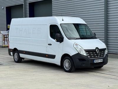 White Used 2018 Renault Master Business Van | £6,495 (Super price)