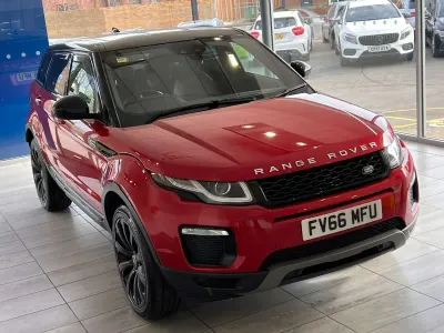 Used Land Rover Range Rover evoque SE 150 HP (110 kW) 2017 Red Estate