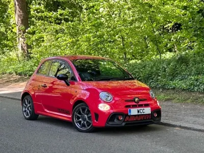 Begagnad Abarth 595 145 HK (106 kW) 2019 Röd Halvkombi