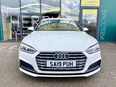 Begagnad Audi A5 Sportback S-Line 150 HK (110 kW) 2019 Vit Halvkombi