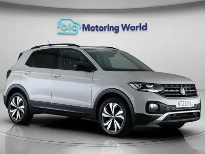 Begagnad VW T-Cross Black Edition 110 HK (80 kW) 2023 Grå SUV