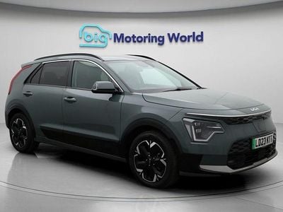 Used Kia e-Niro 147 kW (201 HP) 2023 Green SUV