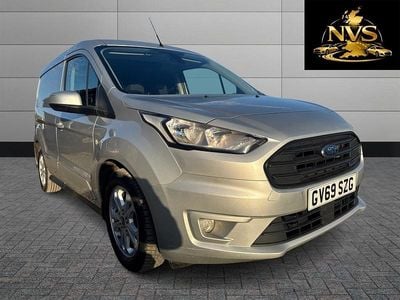 Begagnad Ford Transit Connect Limited 120 HK (88 kW) 2019 Silver Minibuss