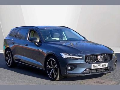 Used Volvo V60 Ultra 194 HP (142 kW) 2025 Blue Estate