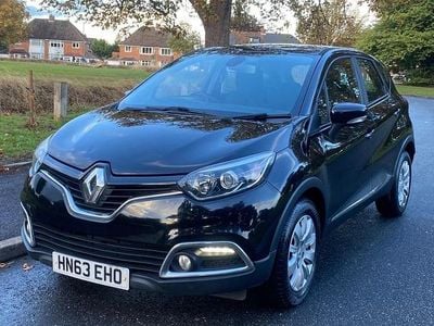 Used Renault Captur Expression+ 90 HP (66 kW) 2013 Black SUV
