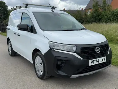 Used Nissan Townstar Acenta 130 HP (95 kW) 2024 White Van