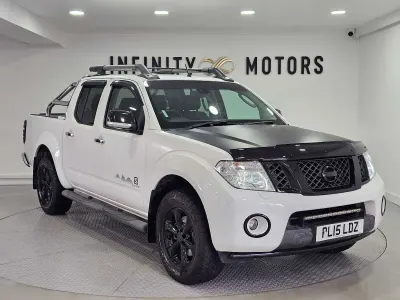 Used Nissan Navara 2015 White Pickup