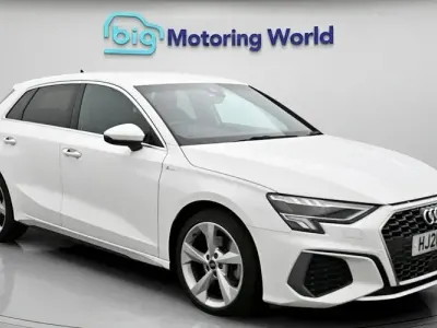 Used Audi A3 Sportback S-Line 150 HP (110 kW) 2021 White Hatchback