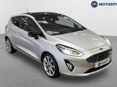Used Ford Fiesta Titanium 124 HP (91 kW) 2018 Silver Hatchback