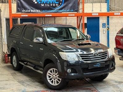 Used Toyota HiLux 171 HP (125 kW) 2012 Black Pickup
