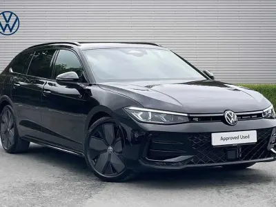 Used VW Passat R-line 147 HP (108 kW) 2026 Black Estate