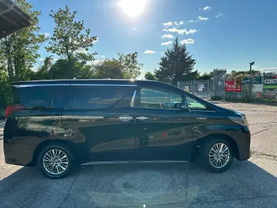 Used Toyota Alphard 190 HP (139 kW) 2026 Black MPV