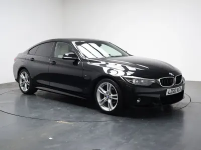 Usado BMW 420 M Sport 184 HP (135 kW) 2020 Preto Coupé