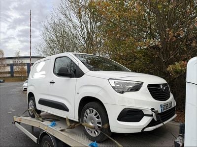 Used Vauxhall Combo Sportive 100 HP (73 kW) 2020 White Van