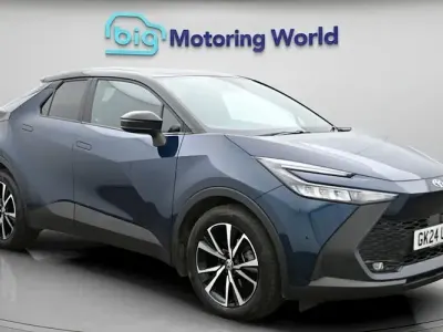 Second-hand Toyota C-HR Design 140 CP (102 kW) 2026 SUV