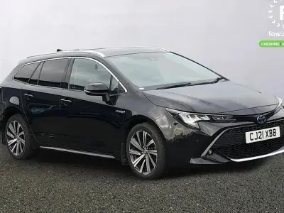 Begagnad Toyota Corolla Design 122 HK (89 kW) 2021 Svart Kombi