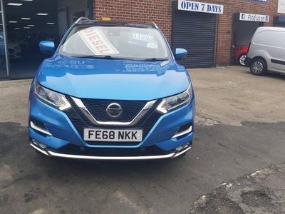 Used Nissan Qashqai N-Connecta 110 HP (80 kW) 2017 Blue SUV