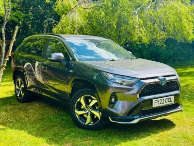 Usado Toyota RAV4 Design 2022 Cinzento SUV